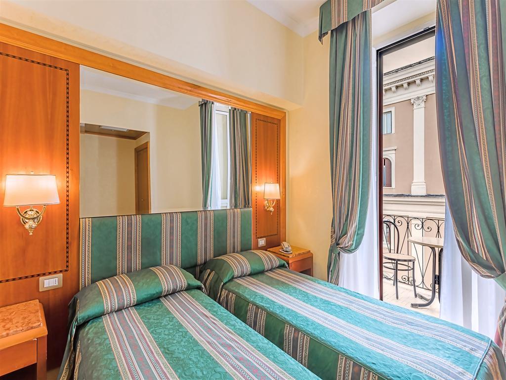 Raeli Hotel Lux Рим Екстер'єр фото