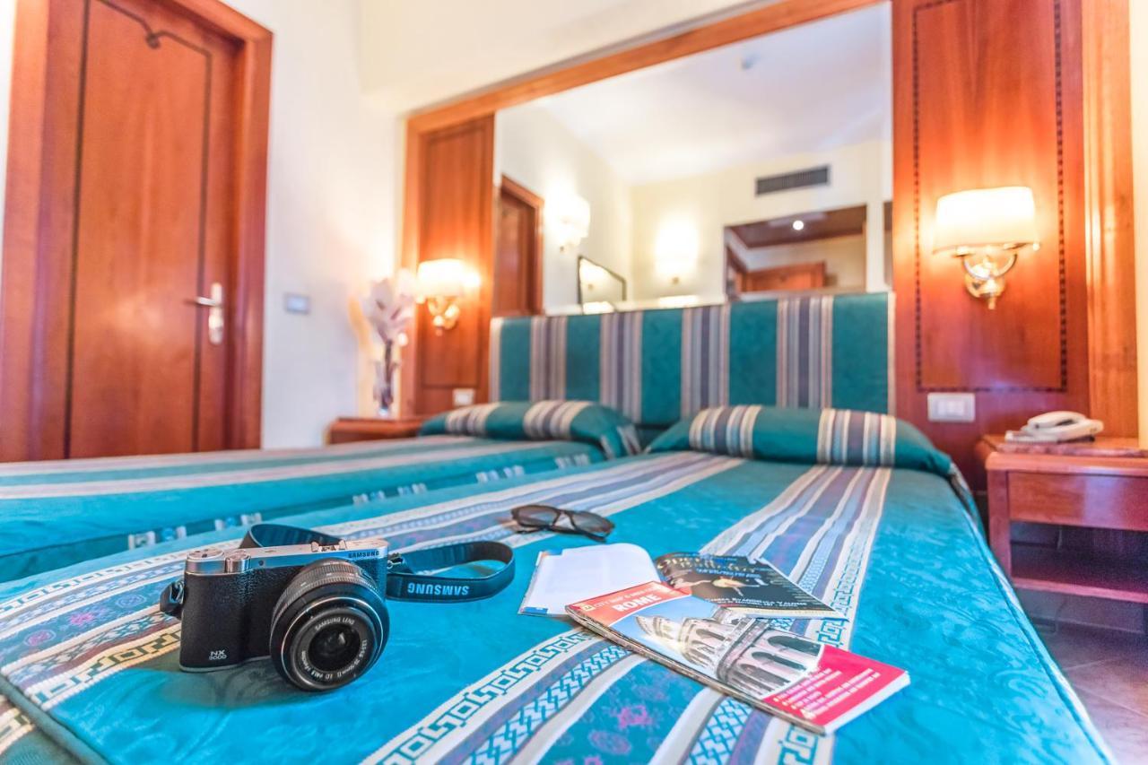 Raeli Hotel Lux Рим Екстер'єр фото